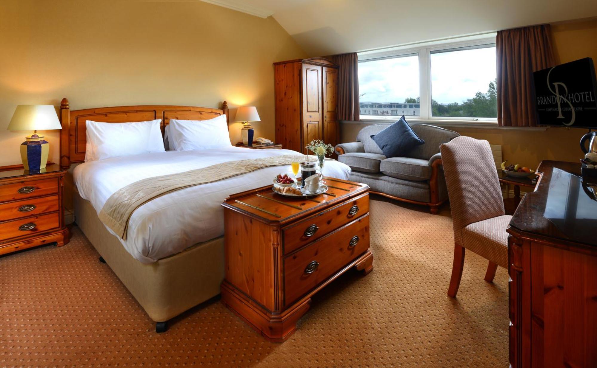 Brandon Hotel Conference & Leisure Centre ทราลี ภายนอก รูปภาพ