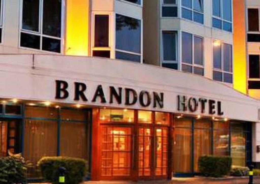 Brandon Hotel Conference & Leisure Centre ทราลี ภายนอก รูปภาพ